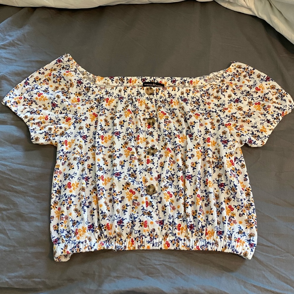 FLORAL TOP